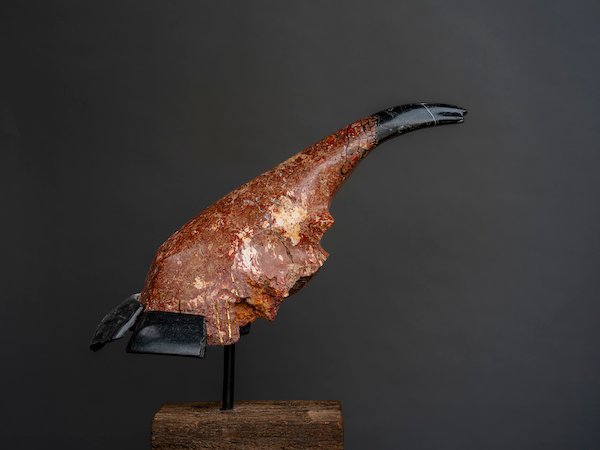 佐藤正和重孝 「ダイナステスの赤い兜」 27×66×h32cm+台座